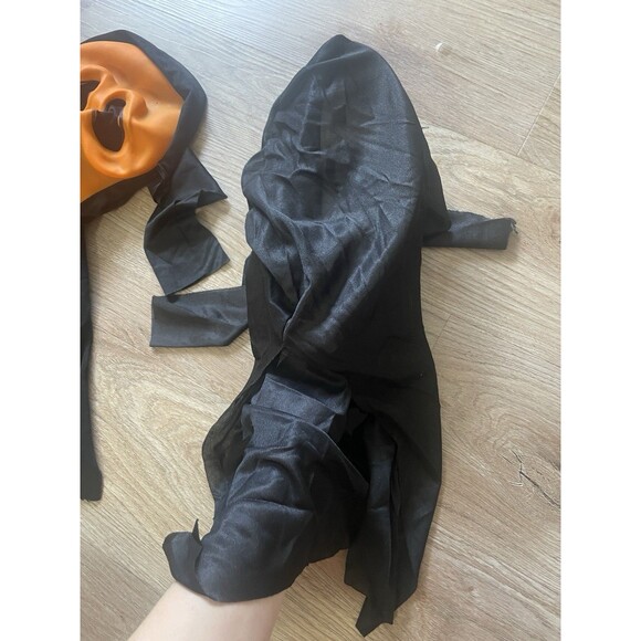 Vintage Easter Unlimited Orange & White Ghost Face Scream Halloween Mask - Lot 2 - Picture 4 of 8